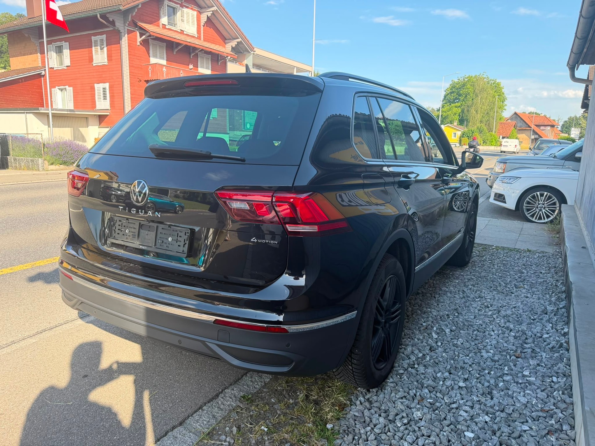 VW Tiguan 2.0 TDI SCR Life 4Motion DSG-showroom-element-2