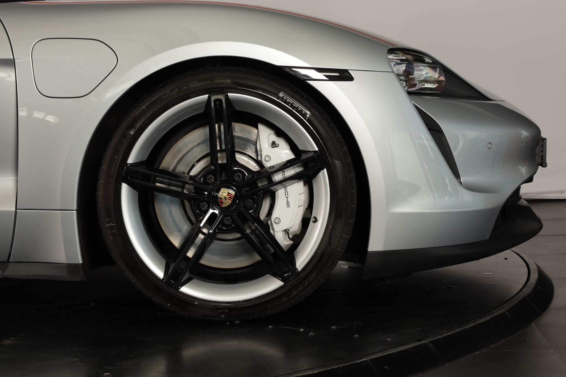 PORSCHE Taycan 4S Batterie Performance 93,4 kWh-image-17