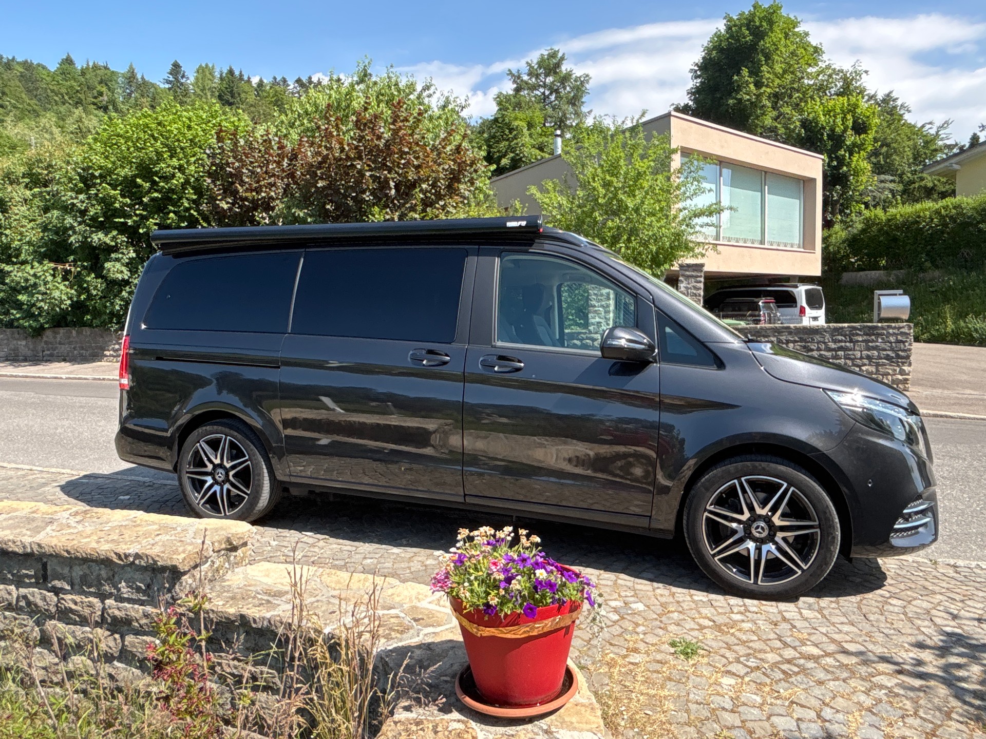 MERCEDES-BENZ 300 d