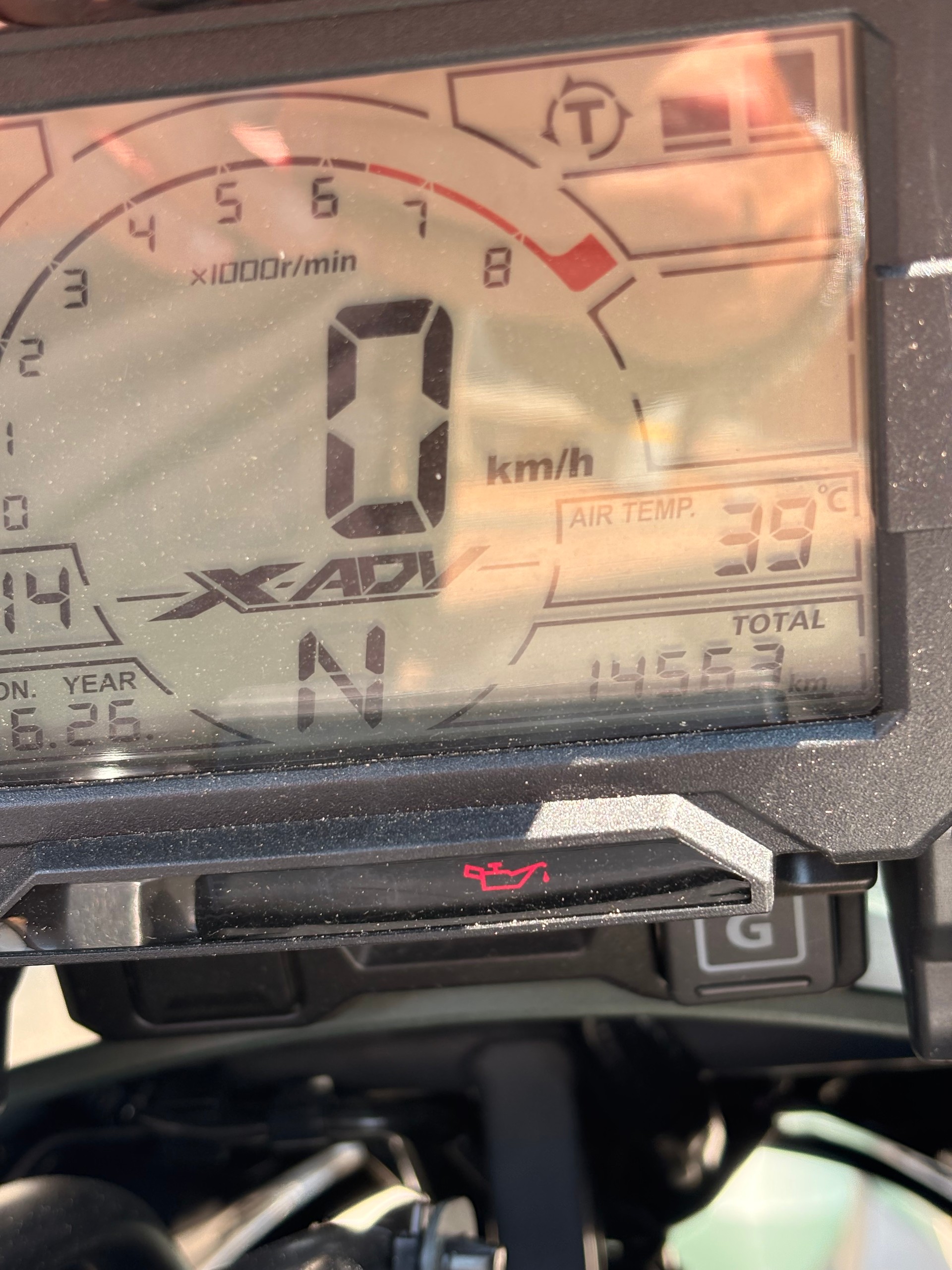 HONDA X-ADV 750 ABS-image-5
