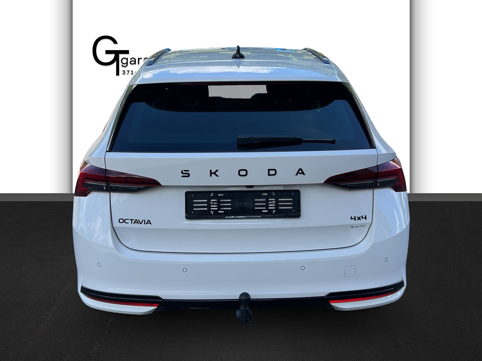 SKODA Octavia Combi 2.0 TSI DSG Sport Line 4x4-showroom-element-3