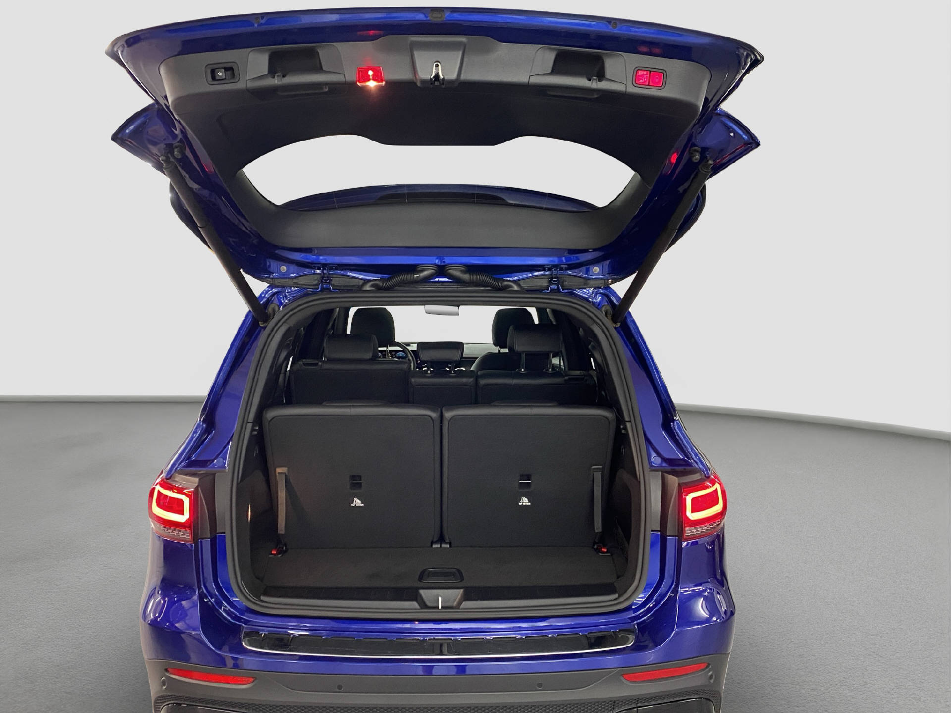 MERCEDES-BENZ GLB 220 d AMG Line 4MATIC-image-14