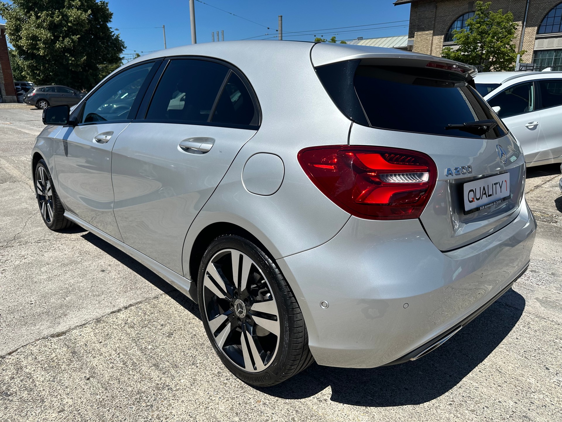 MERCEDES-BENZ A 200 Night Star 7G-DCT-image-5