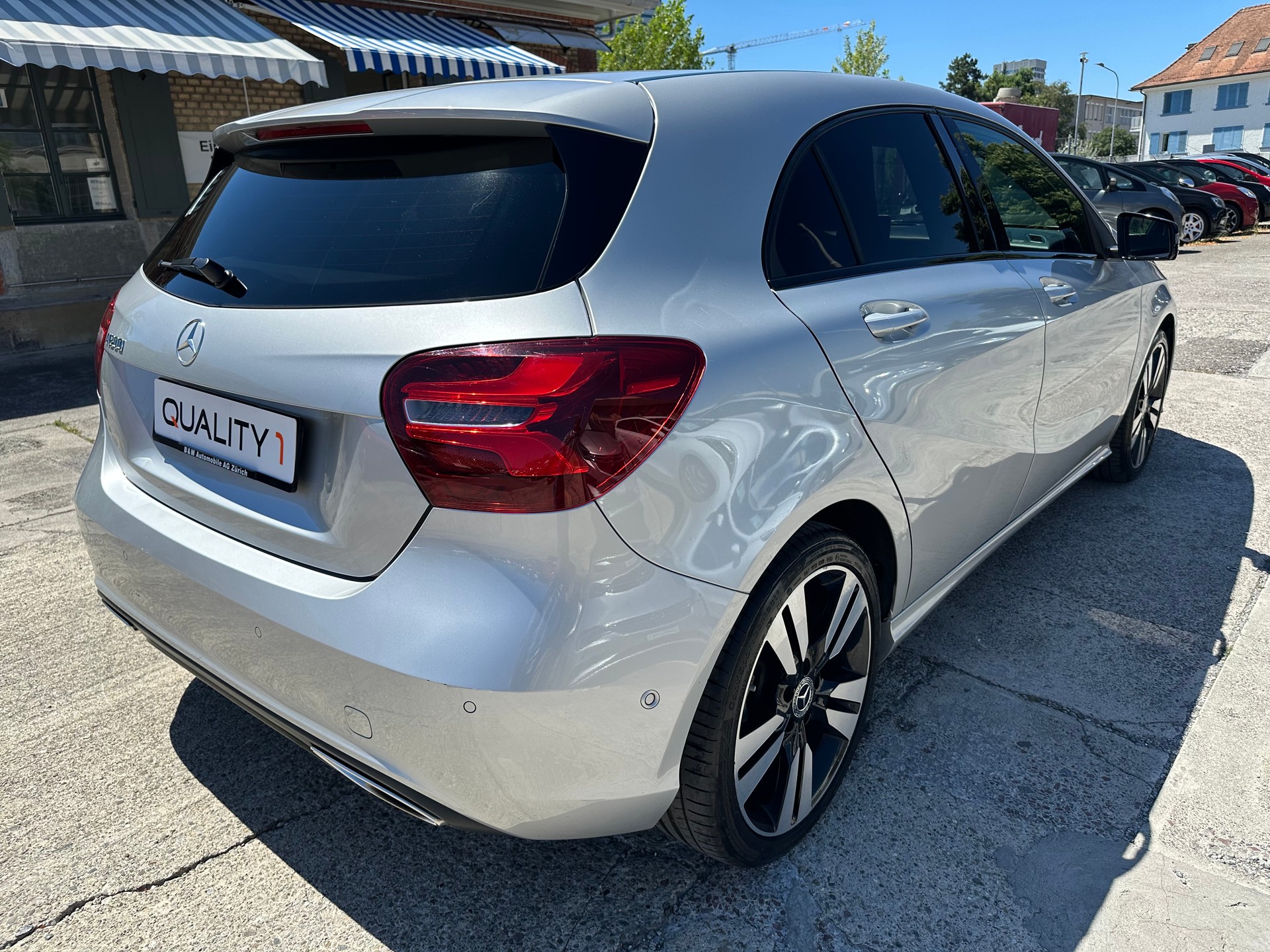 MERCEDES-BENZ A 200 Night Star 7G-DCT-image-6
