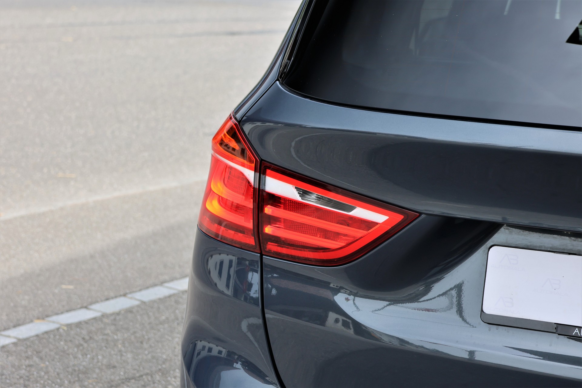 BMW 220d xDrive Gran Tourer Sport Line Steptronic (CH)-image-5