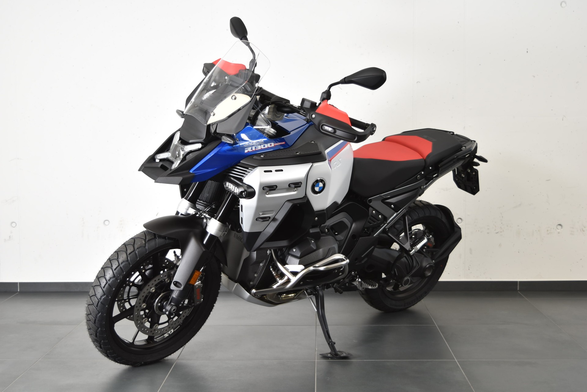 BMW R 1300 GS ADVENTURE-image-1