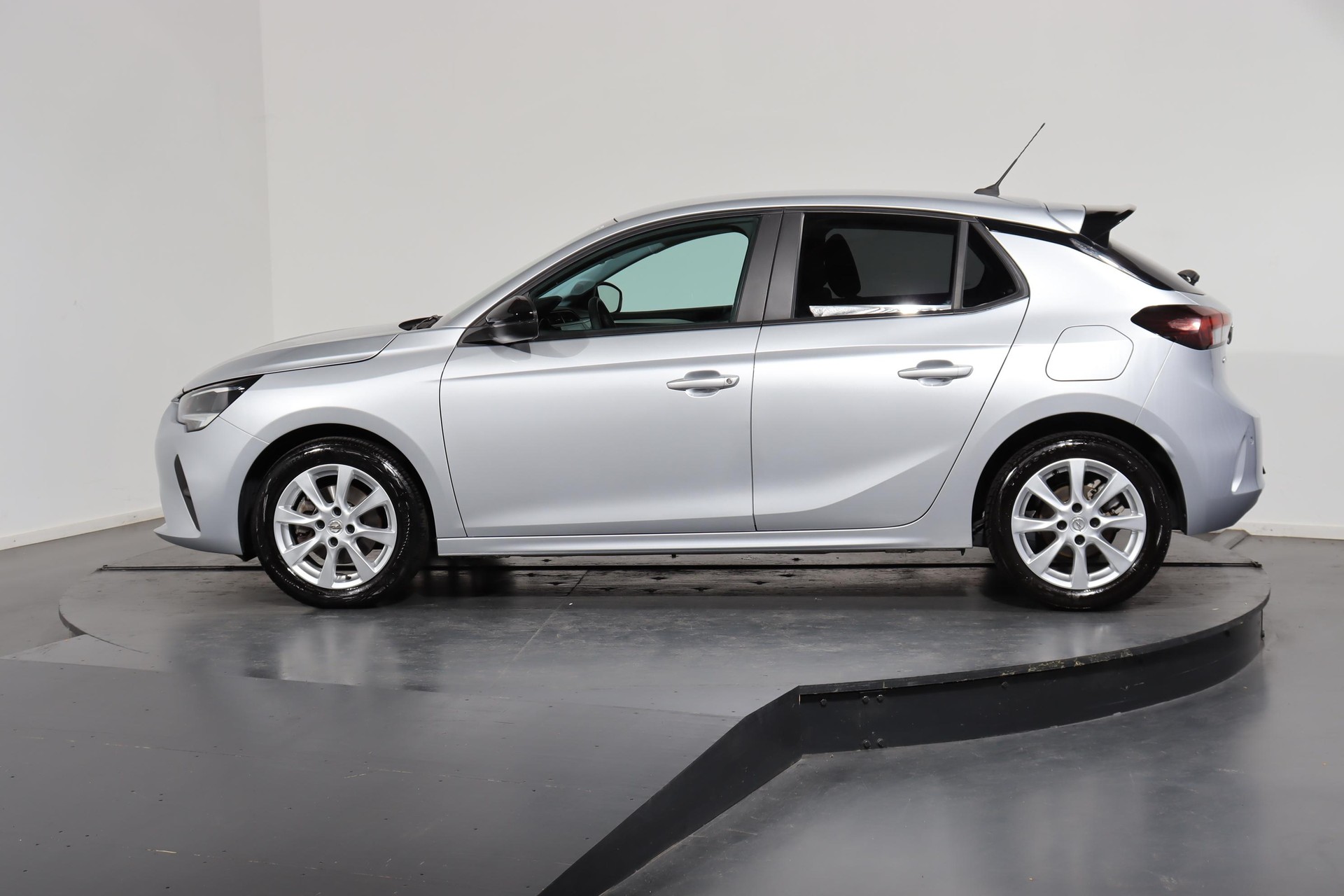 OPEL Corsa 1.2 T Edition-showroom-element-1
