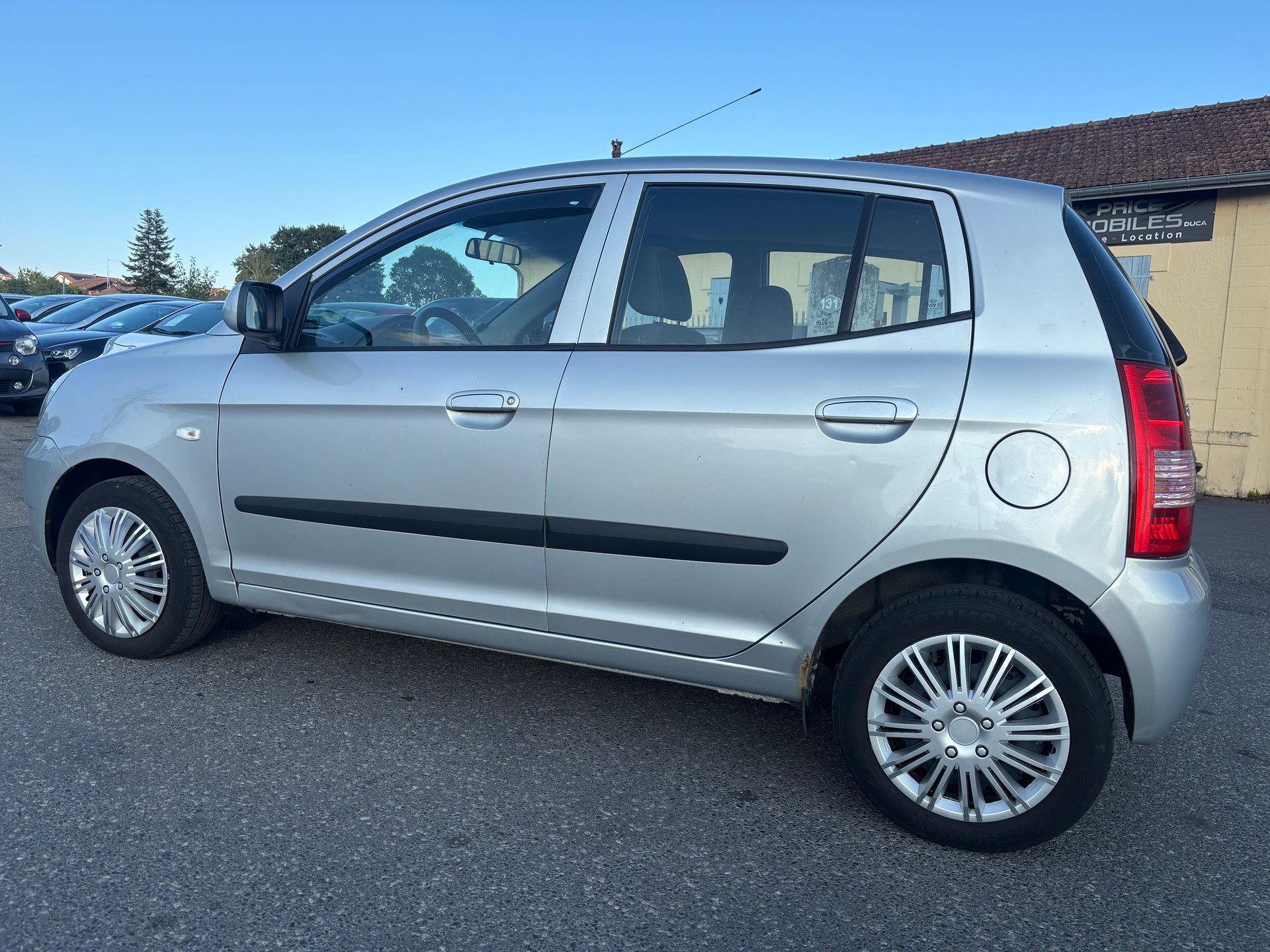 KIA Picanto 1.1 EX-image-5