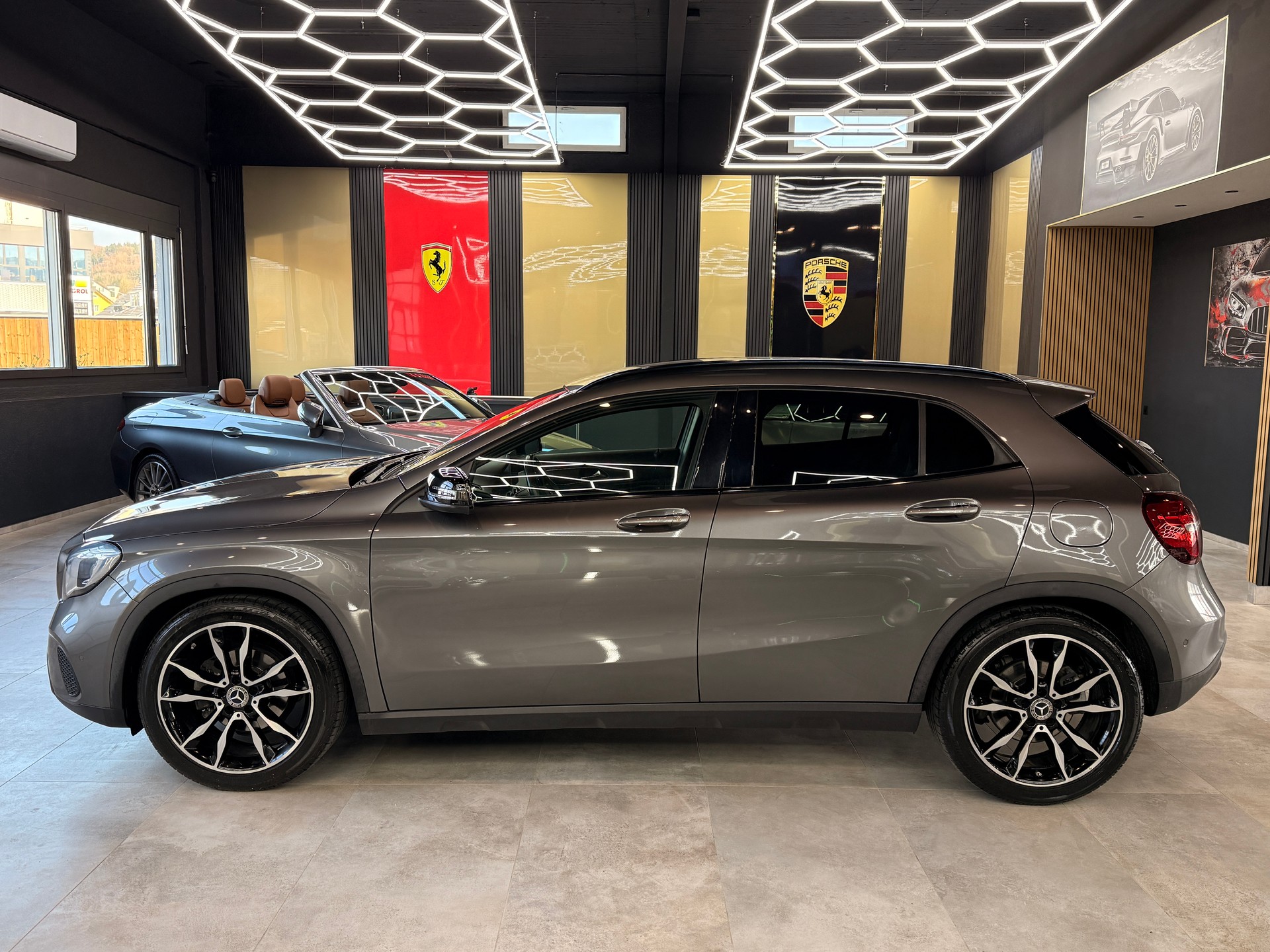 MERCEDES-BENZ GLA 200 Night Star 7G-DCT-image-7