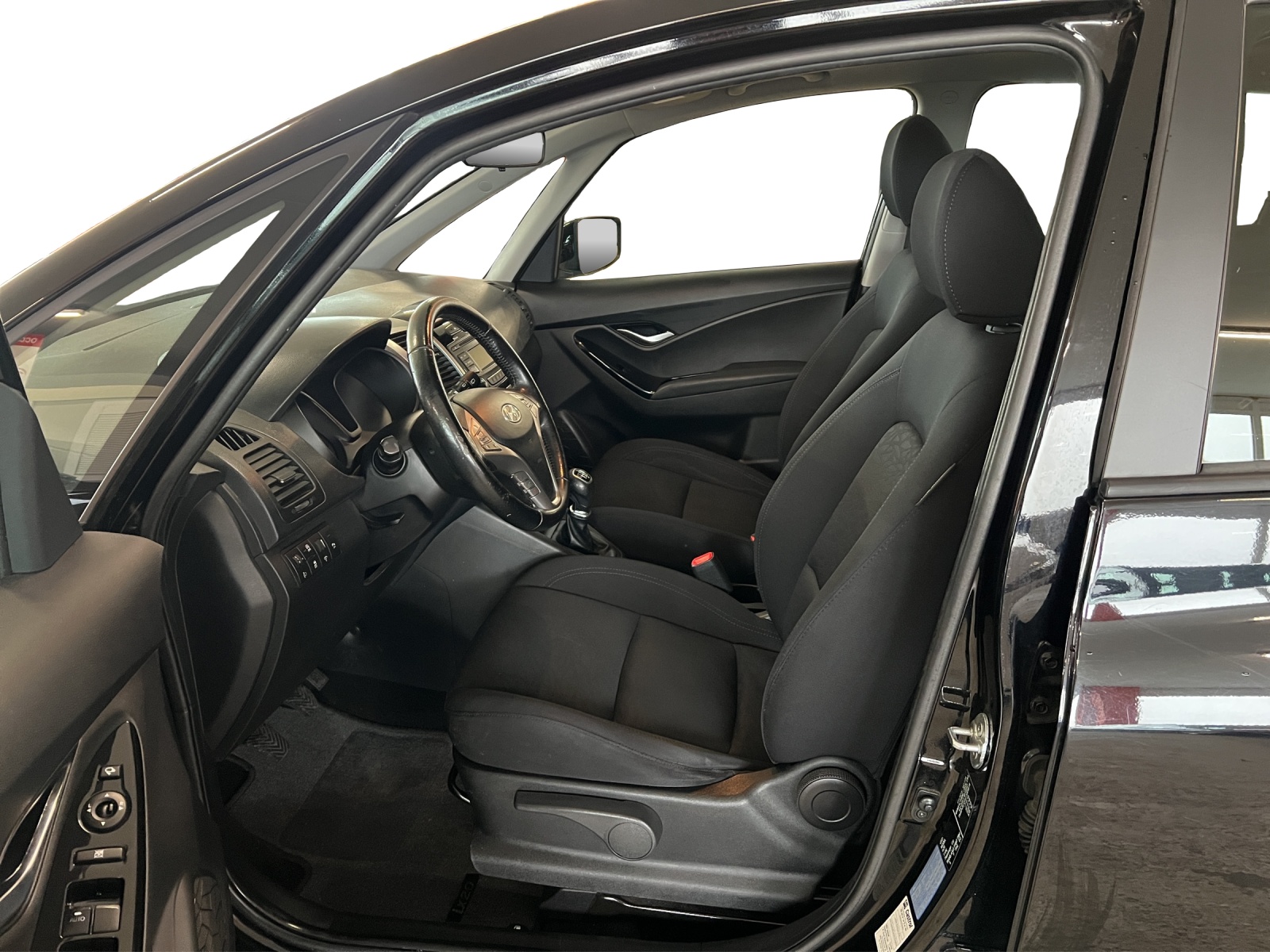 HYUNDAI iX20 1.6 Style-image-10