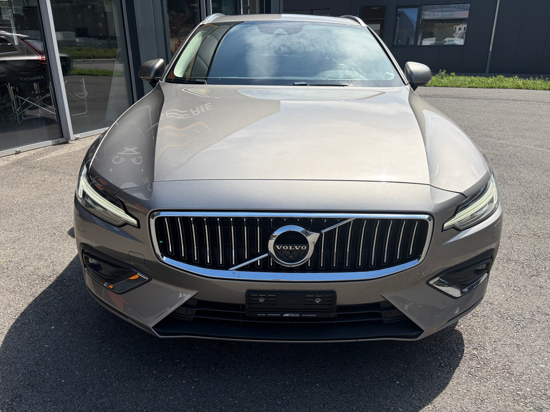 VOLVO V60 T6 AWD Inscription Geartronic-showroom-element-1