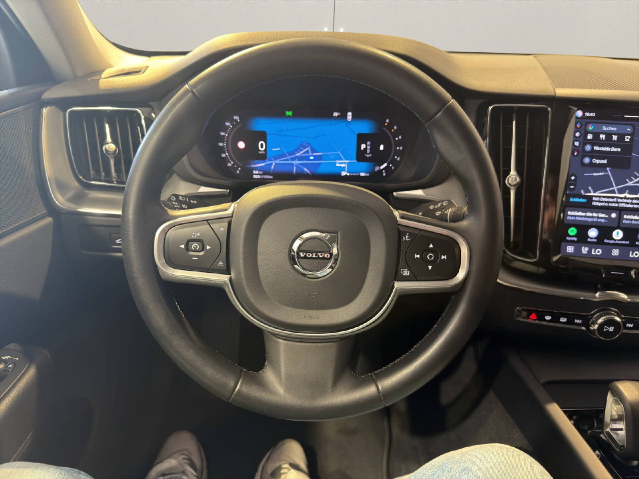 VOLVO XC60 2.0 B4 MH Momentum AWD-image-8