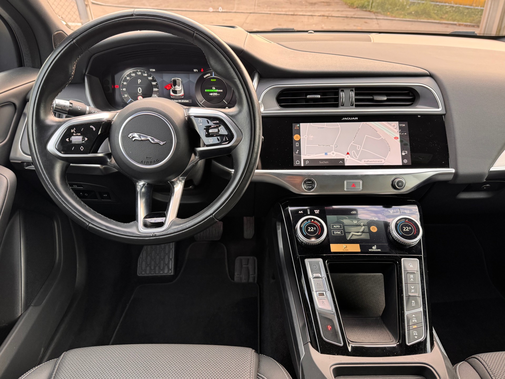 JAGUAR I-Pace EV400 S AWD-showroom-element-2