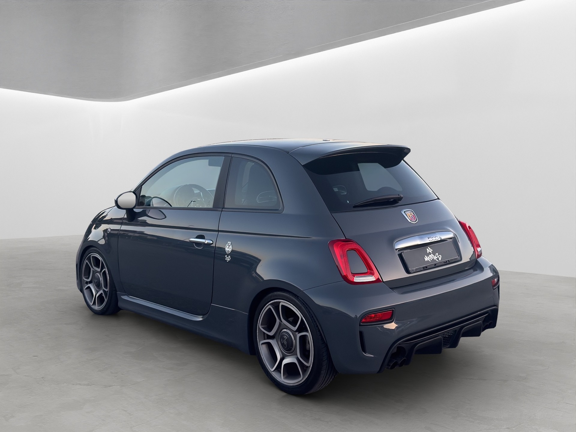 FIAT 595 Abarth 1.4 T-Jet 145-showroom-element-1