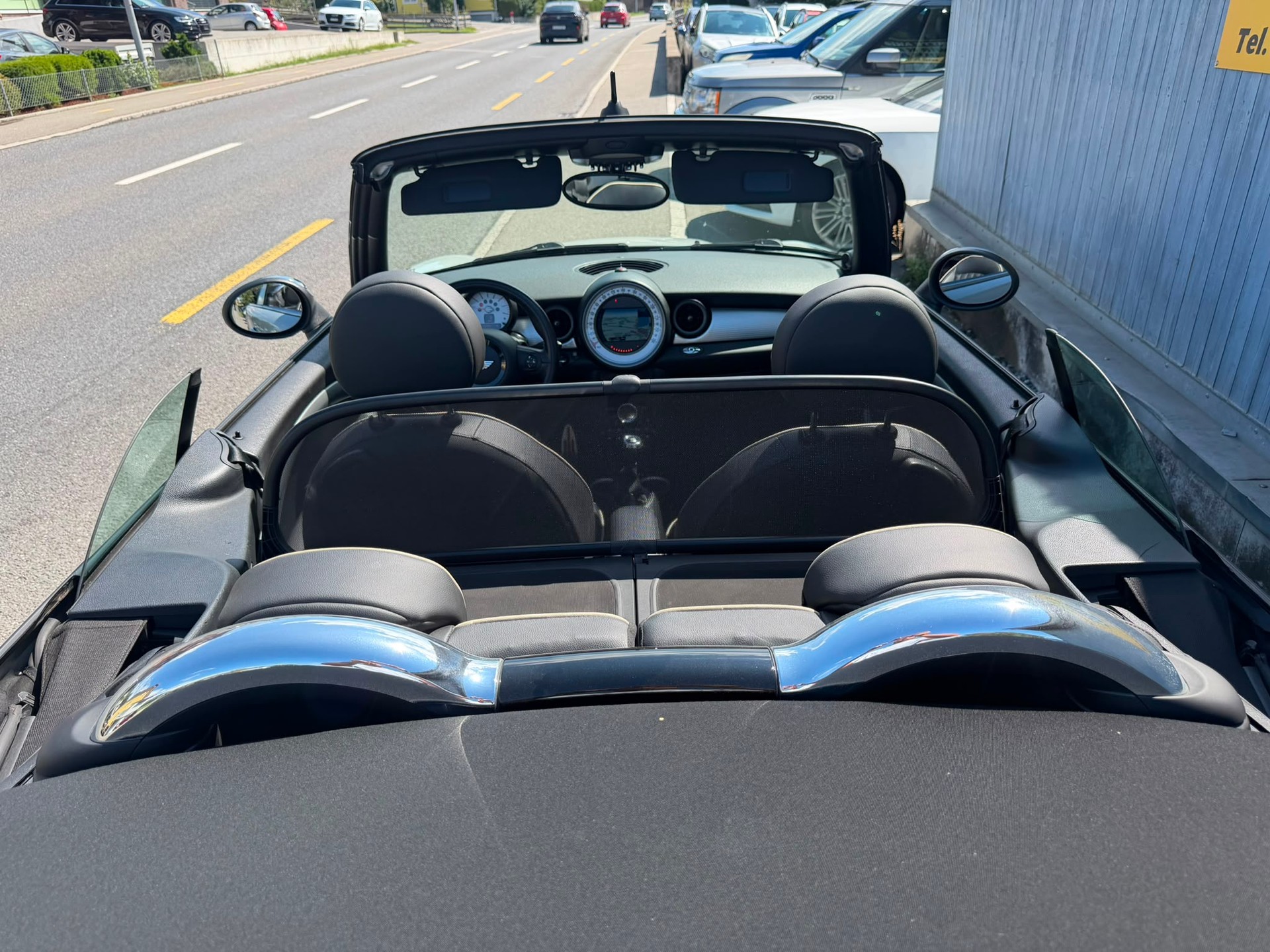 MINI Cooper S Cabriolet-image-13