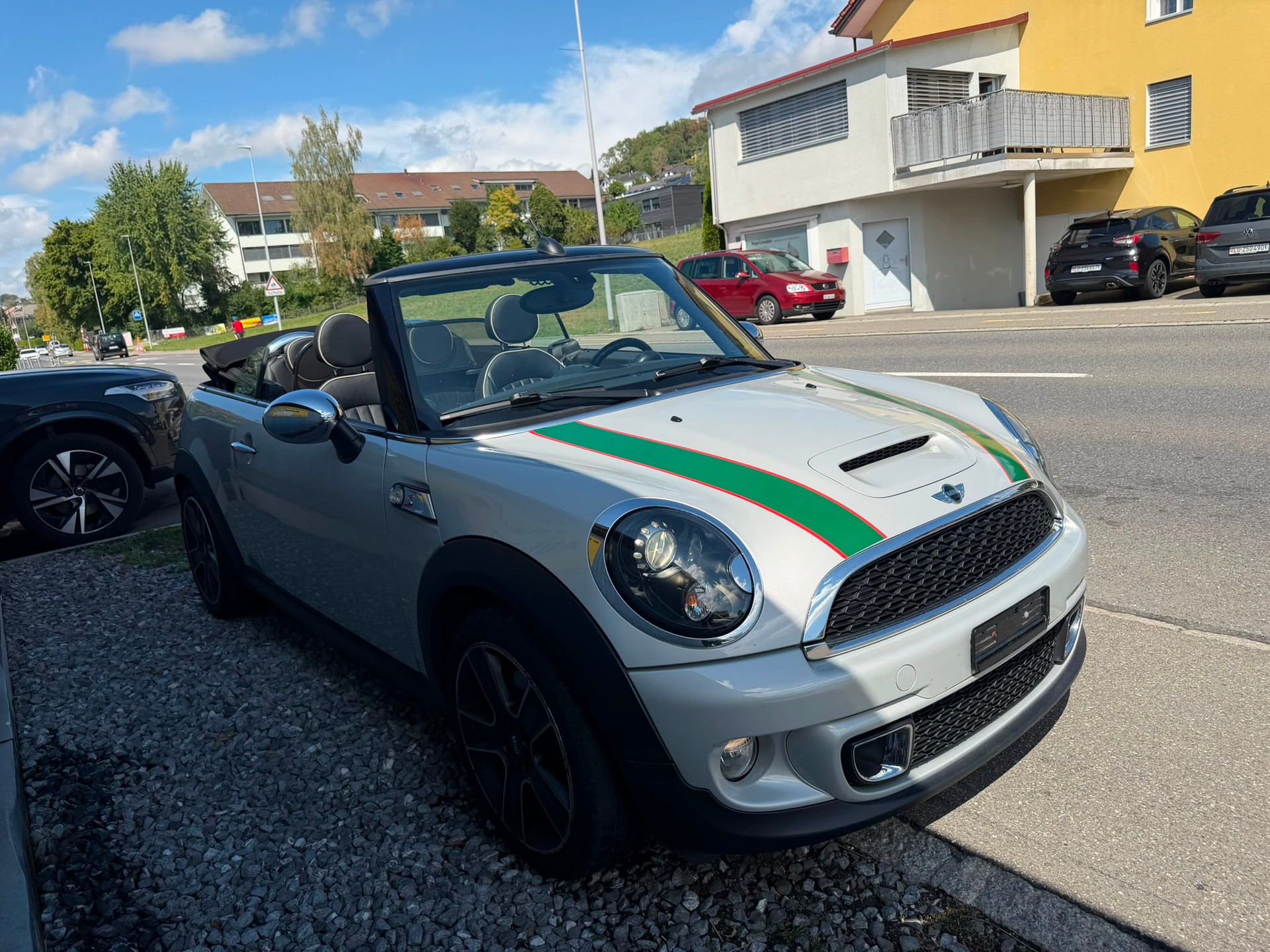 MINI Cooper S Cabriolet-image-11
