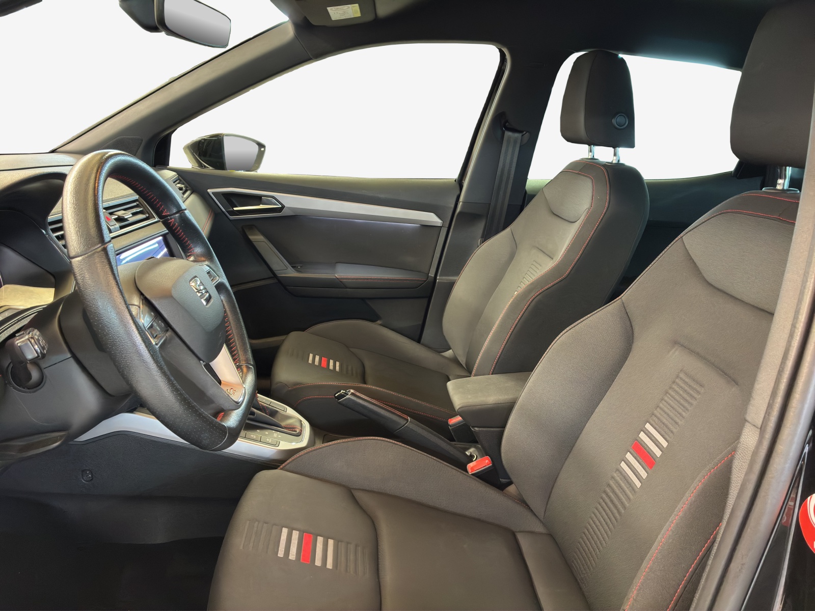 SEAT Arona 1.0 TSI Eco FR DSG-image-7