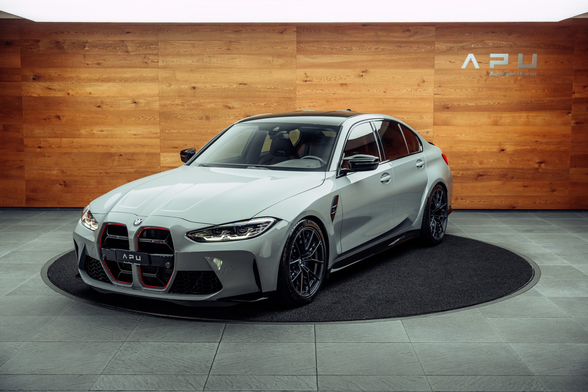 BMW M3 Competition xDrive-showroom-element-3