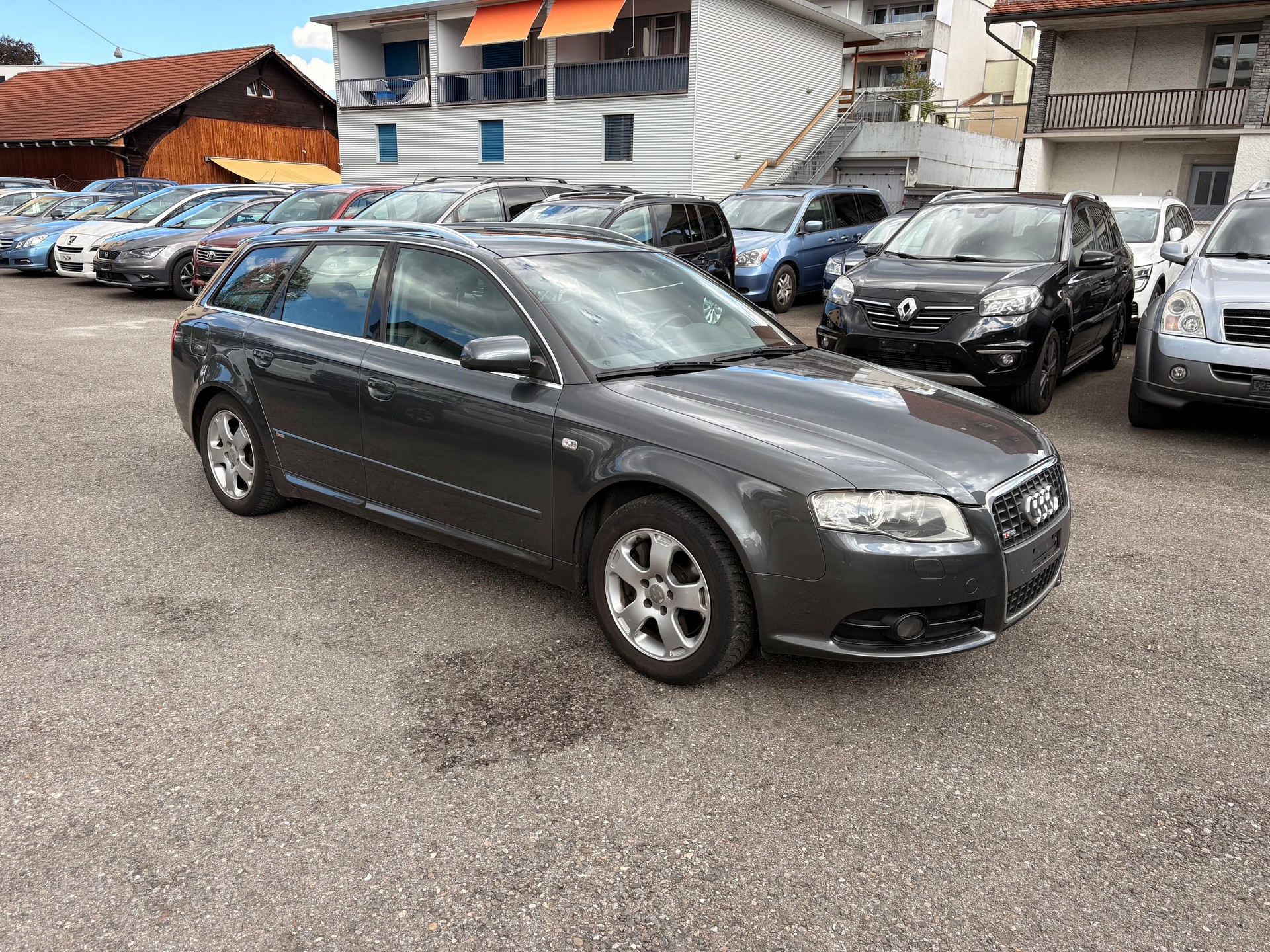 AUDI A4 Avant 2.0 Turbo FSI quattro