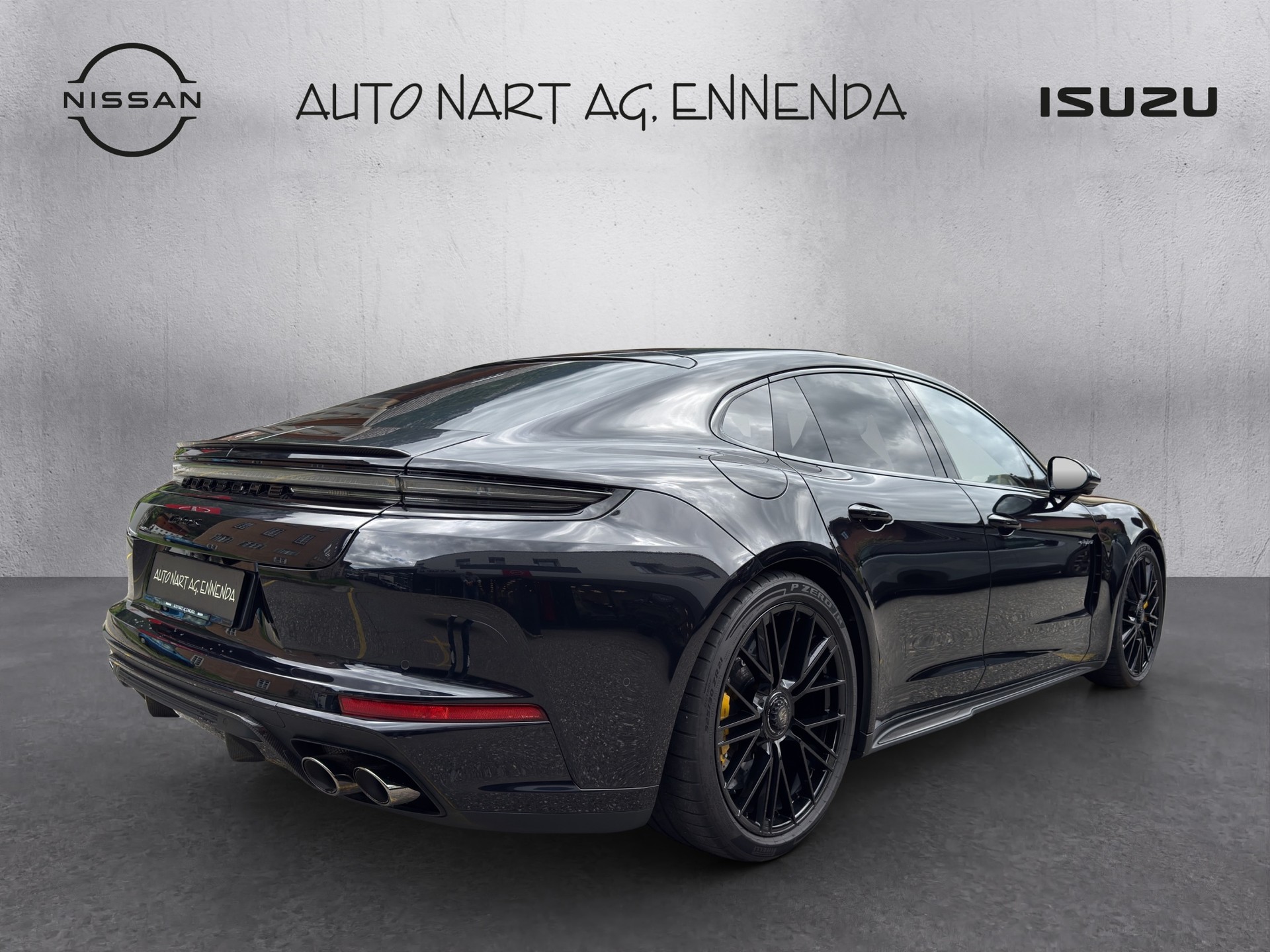 PORSCHE Panamera Turbo S E-Hybrid-image-4