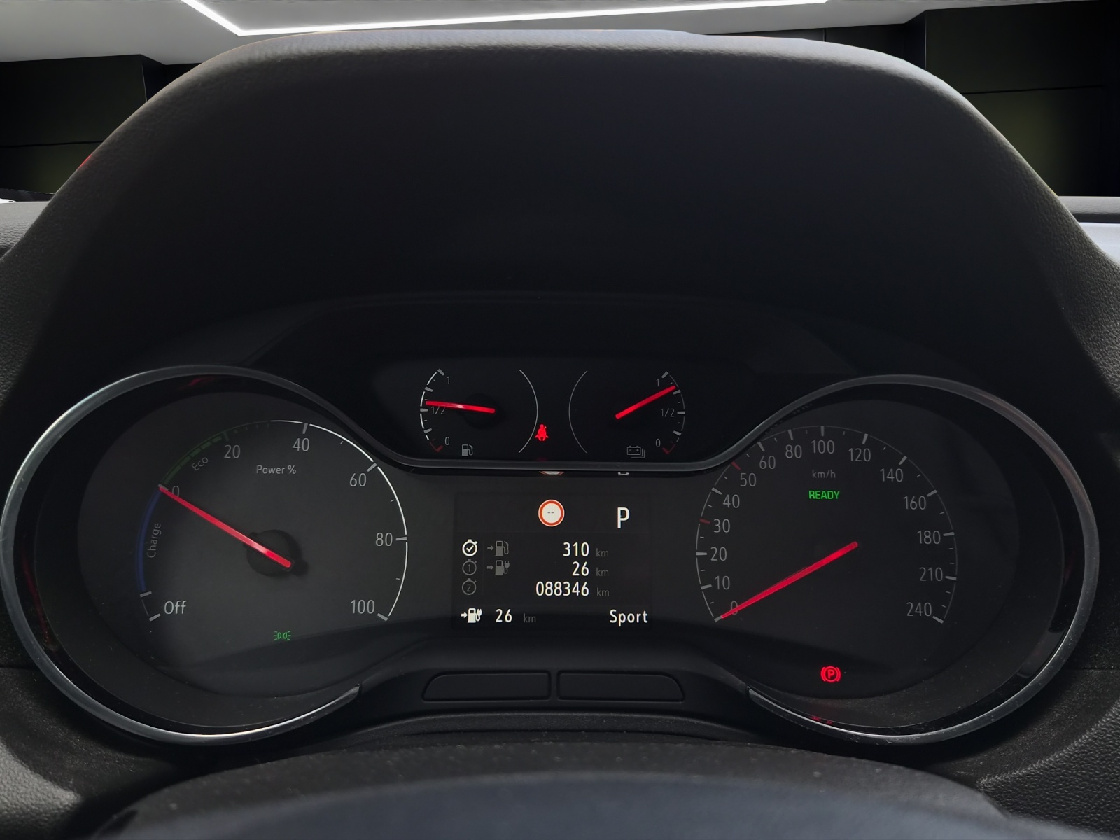 OPEL Grandland X 1.6 Hybrid4 Ultimate Automatik-image-7