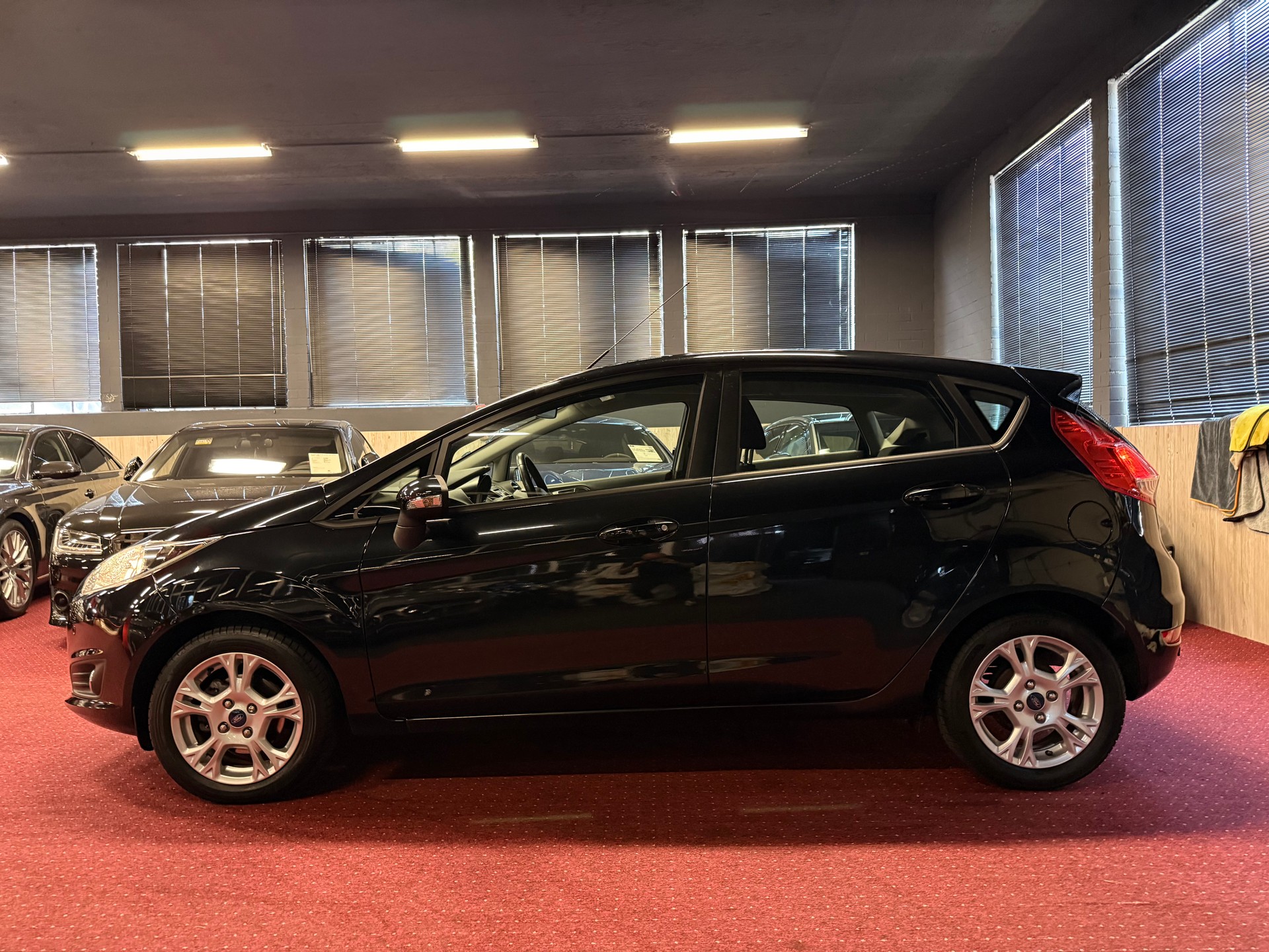 FORD Fiesta 1.0 SCTi Trend / ** Frisch ab MFK & Service, 8 Fach **-image-8