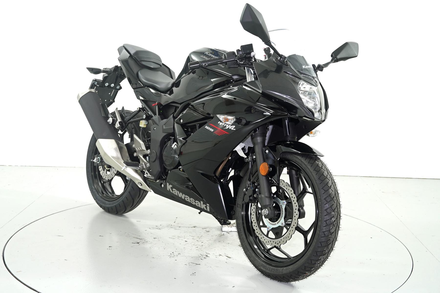KAWASAKI Ninja 125 ABS-image-1