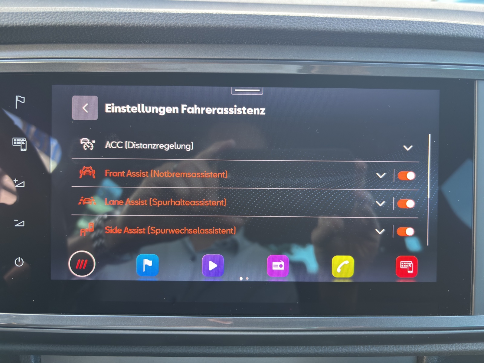 CUPRA Ateca 2.0TSI VZ 4Drive DSG mit AHK, fortl. Werksgarantie 5 Jahre, Leder & Supersportlenkrad-image-26