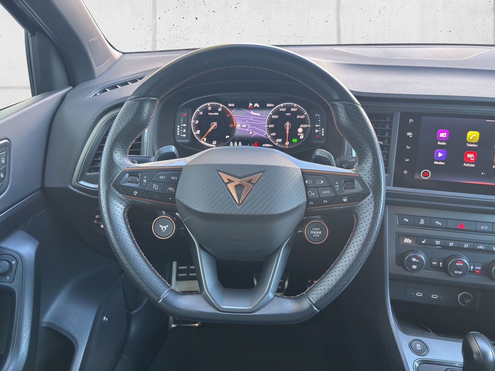 CUPRA Ateca 2.0TSI VZ 4Drive DSG mit AHK, fortl. Werksgarantie 5 Jahre, Leder & Supersportlenkrad-image-12