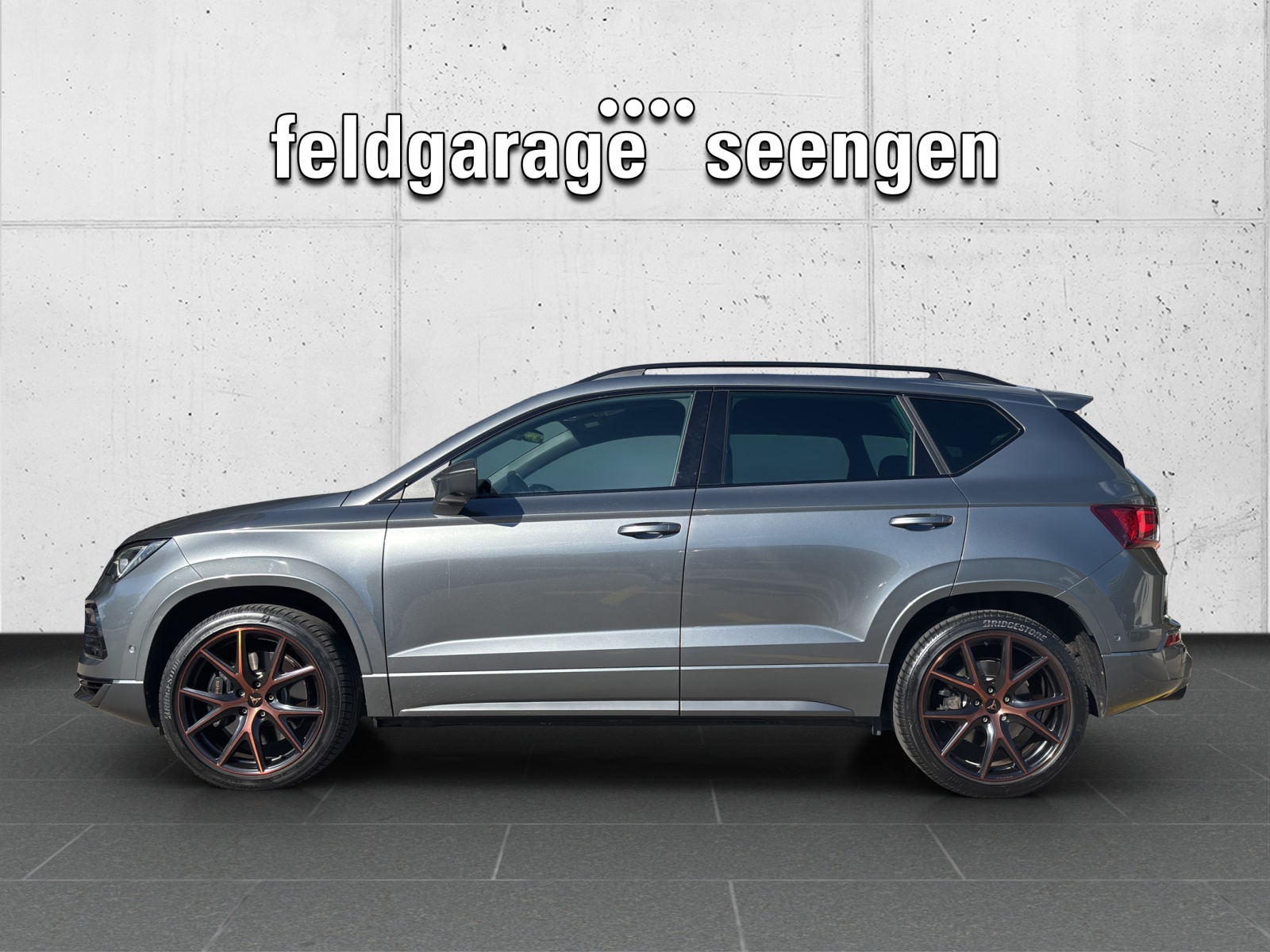 CUPRA Ateca 2.0TSI VZ 4Drive DSG mit AHK, fortl. Werksgarantie 5 Jahre, Leder & Supersportlenkrad-showroom-element-1