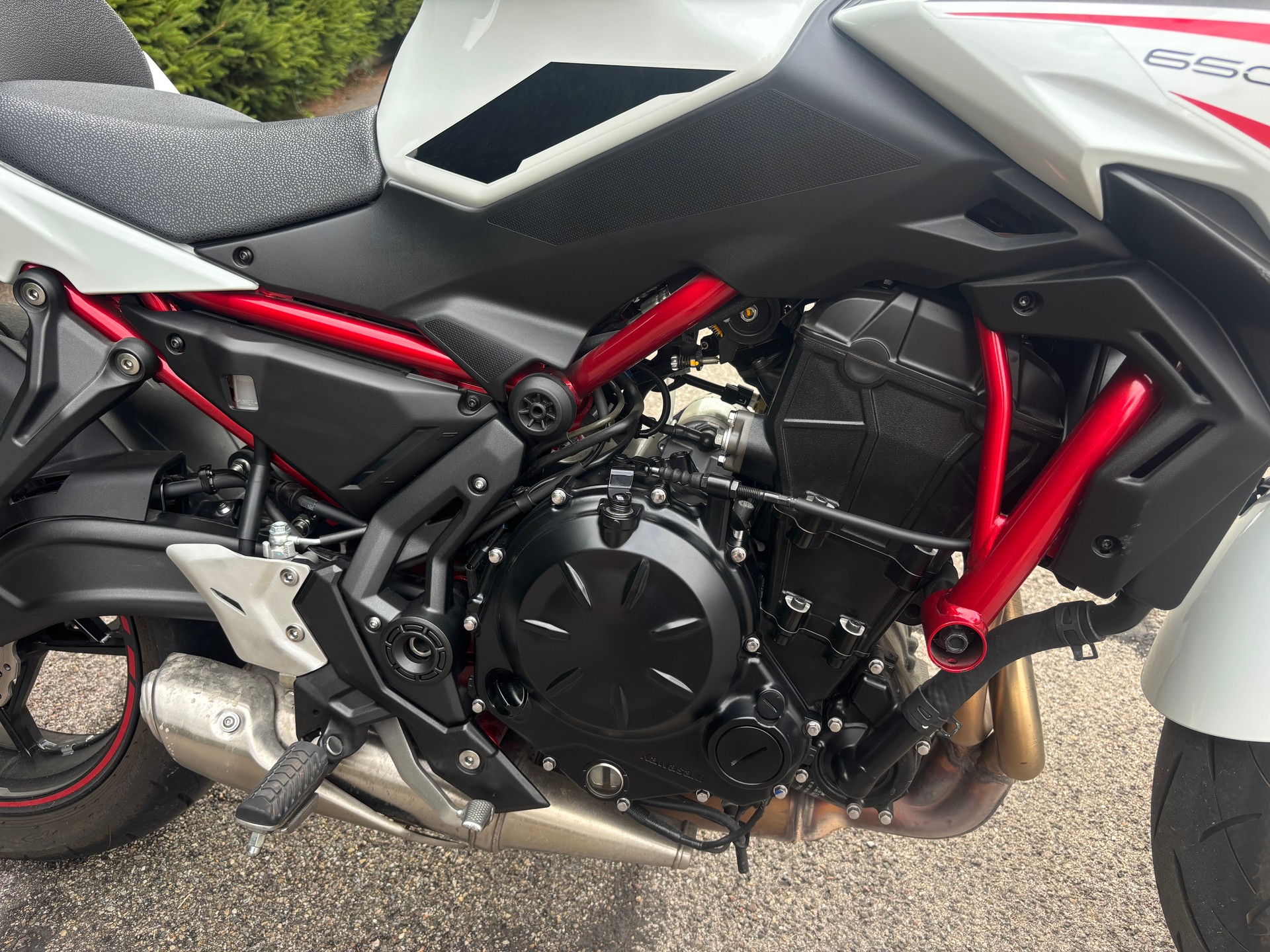 KAWASAKI Z 650 (35kW)-image-3