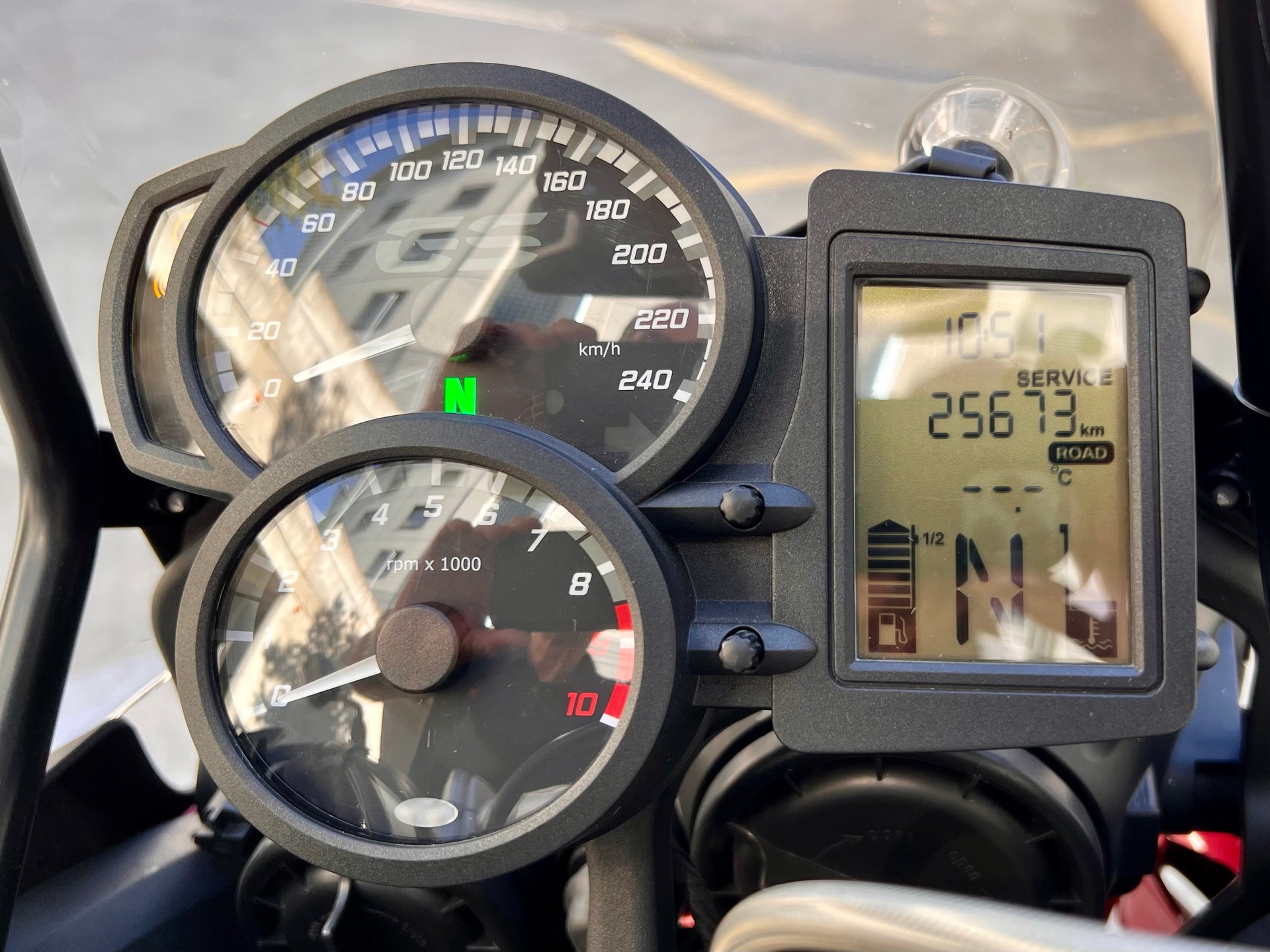 BMW F 800 GS Adventure – tiefergelegt - Top Ausstattung – Service & MFK neu-image-3