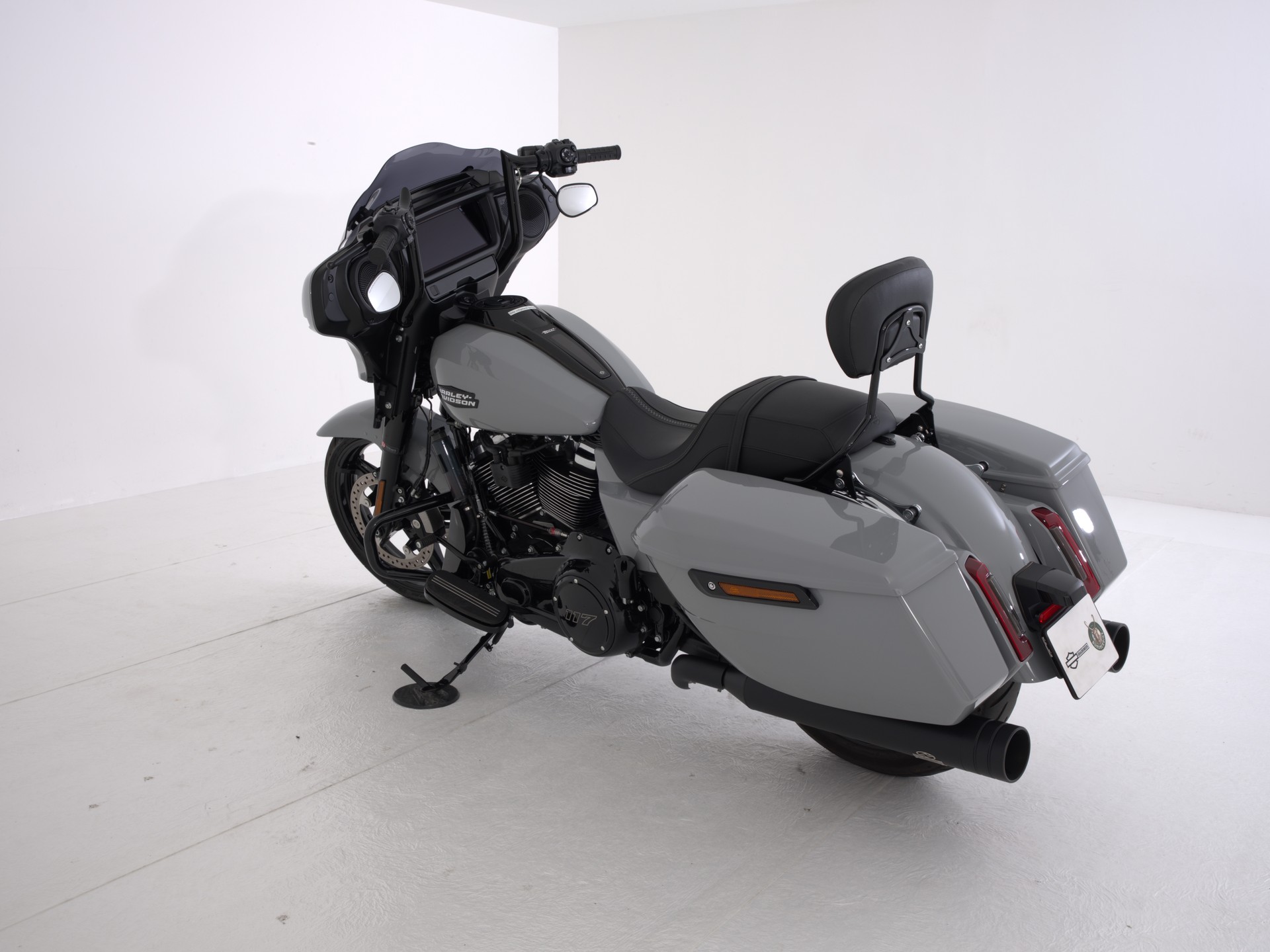 HARLEY-DAVIDSON FLHX Street Glide 117-image-3