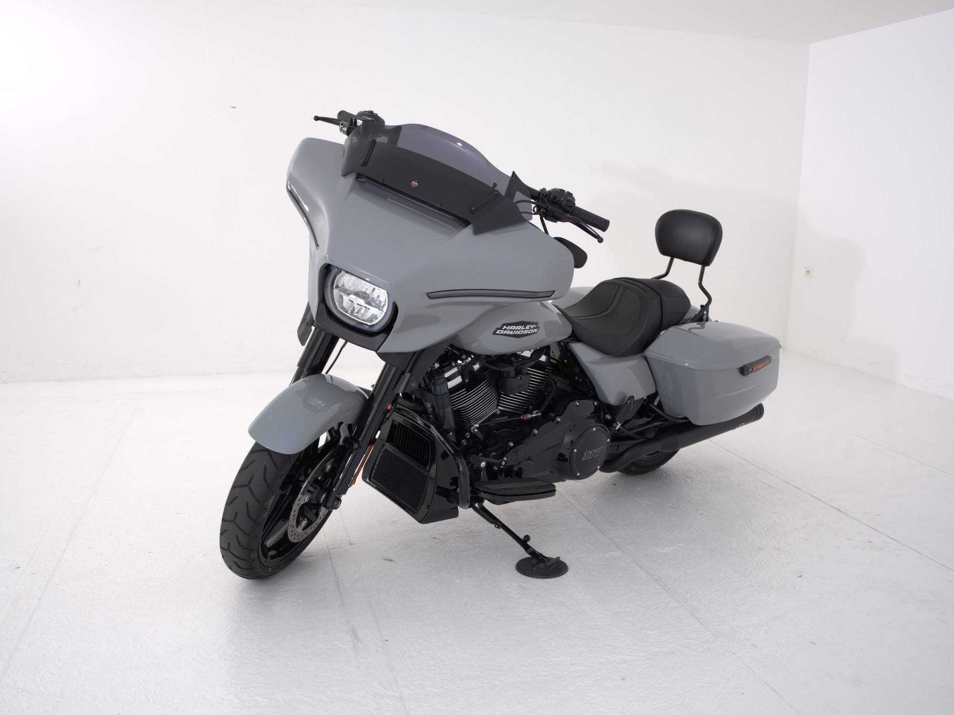 HARLEY-DAVIDSON FLHX Street Glide 117-image-4