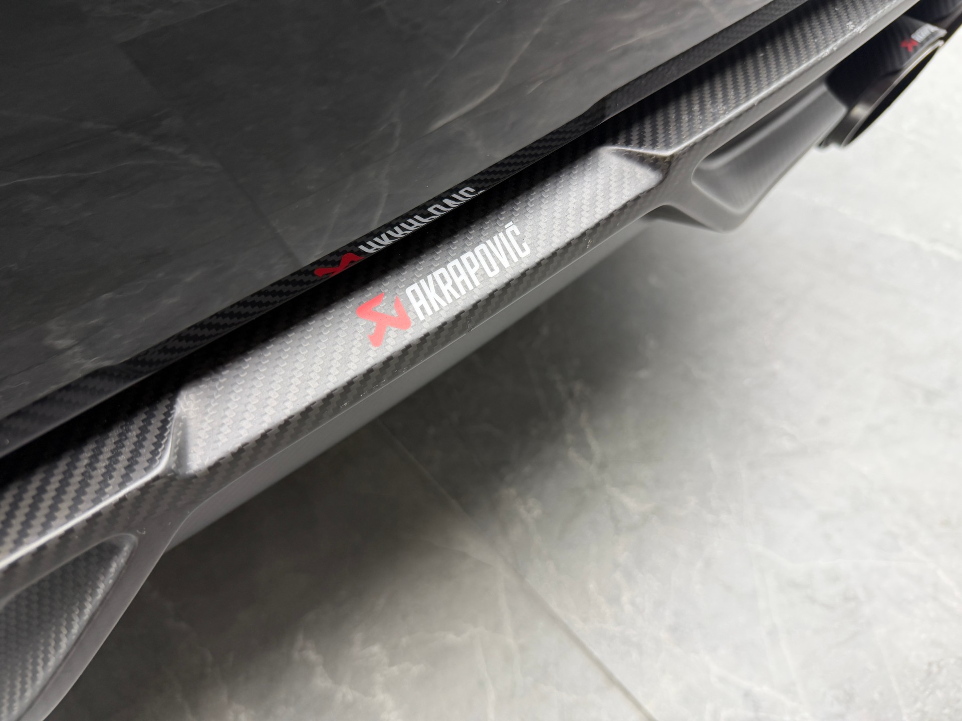 BMW X5M Edition Black Fire Steptronic / Akrapovic Abgasanlage / H&R Federn / 360° Kamera / Panoramadach / H&K Soundsystem-image-21