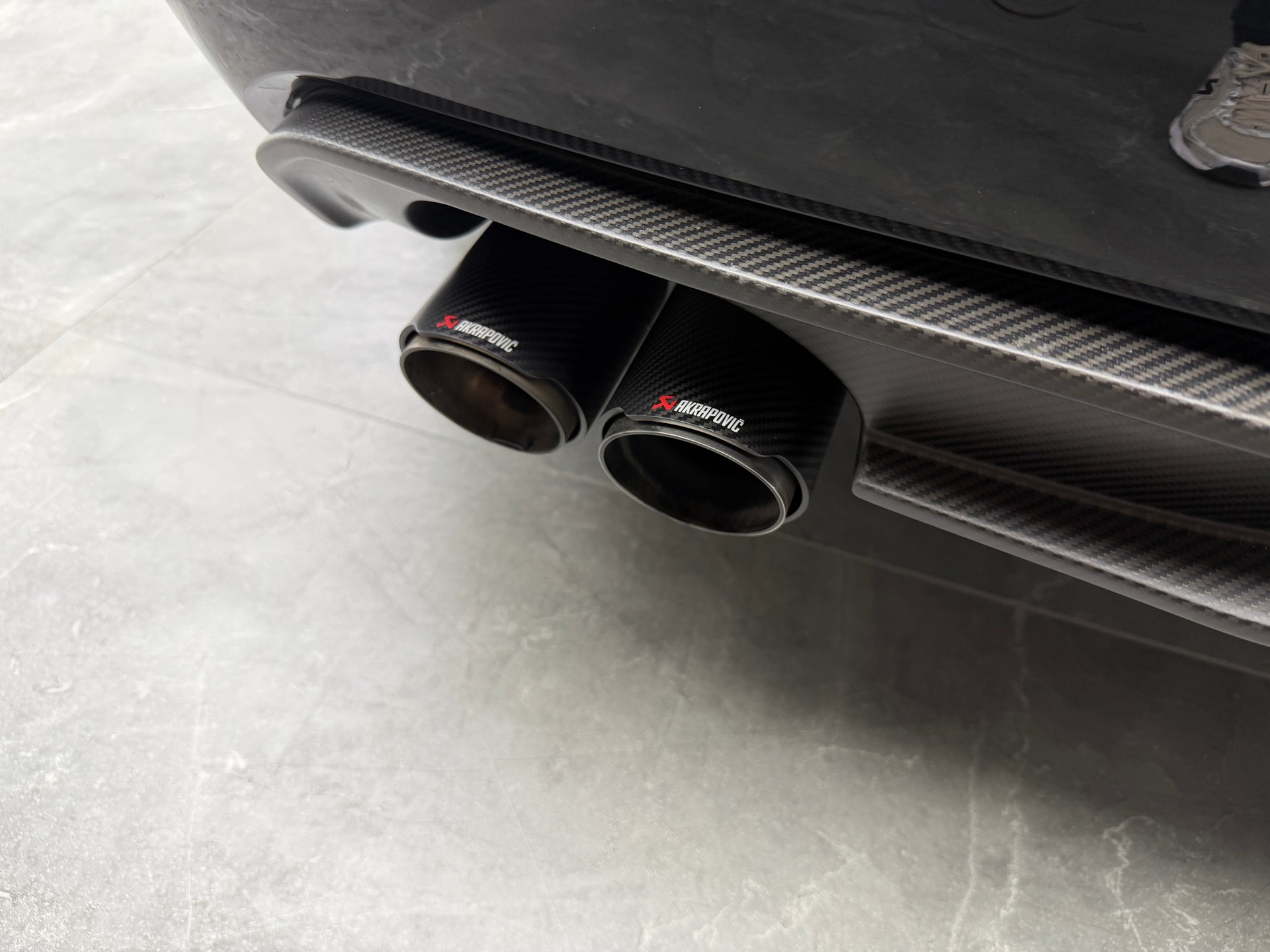 BMW X5M Edition Black Fire Steptronic / Akrapovic Abgasanlage / H&R Federn / 360° Kamera / Panoramadach / H&K Soundsystem-image-22
