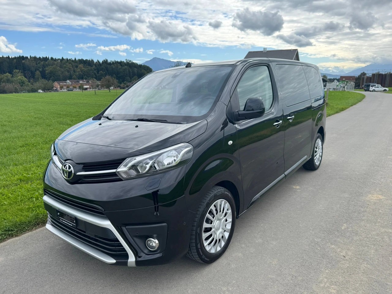 TOYOTA Proace Verso 2.0 D-4D Shuttle Medium Automatic 9 Sitzer