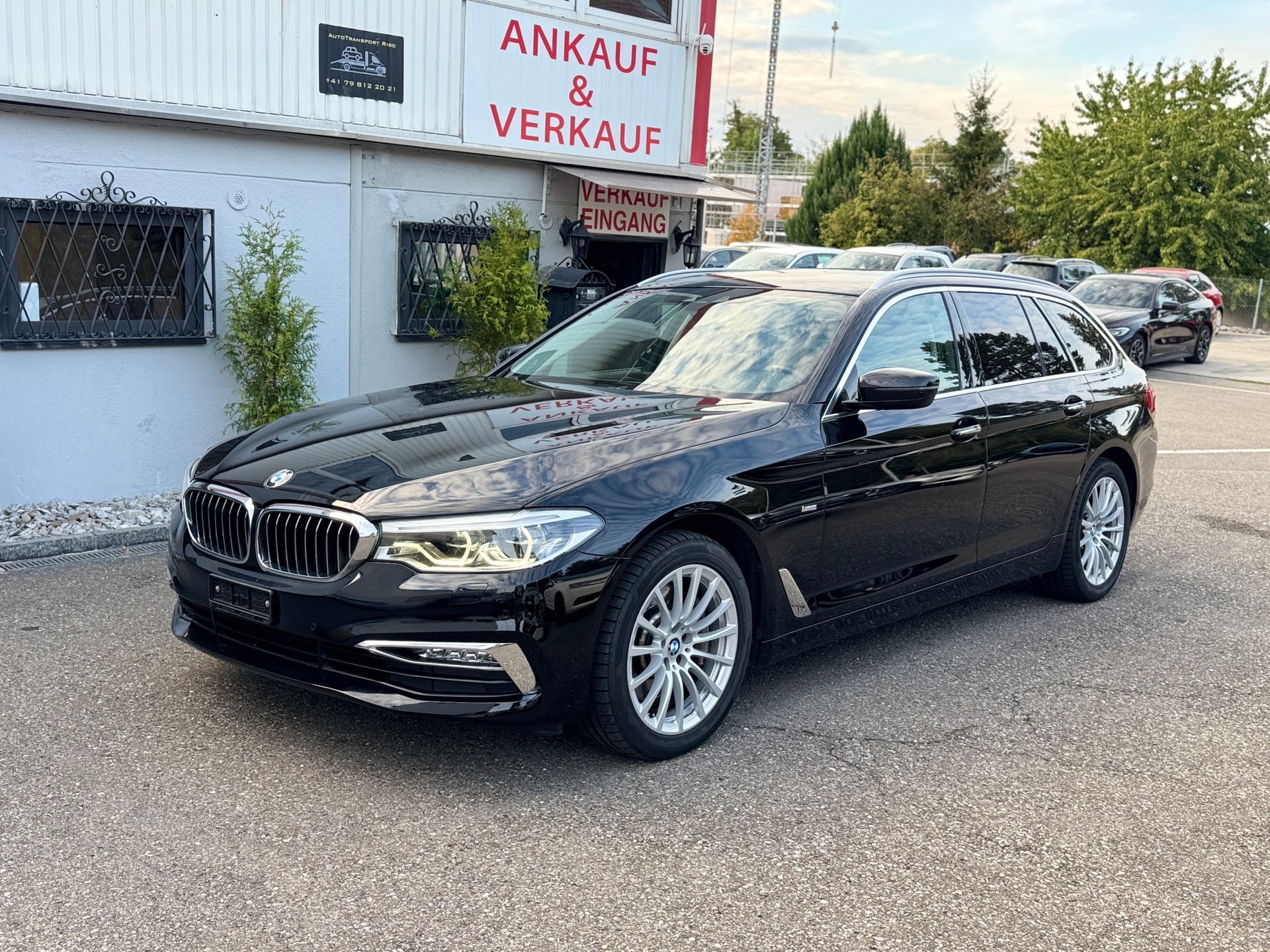 BMW 530d xDrive Touring Luxury Line Steptronic
