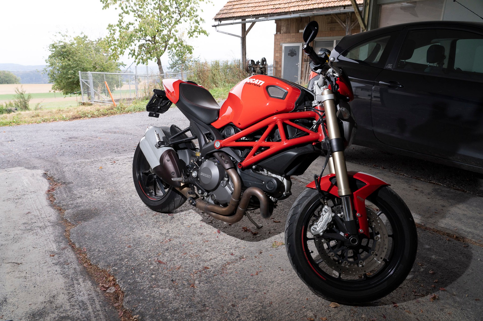 DUCATI Monster 1100 EVO ABS-image-1
