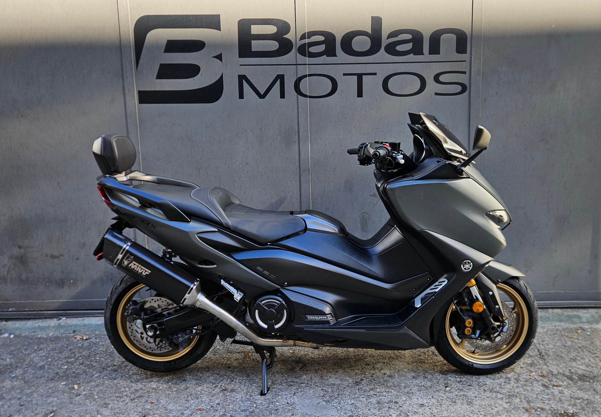 YAMAHA T-MAX Tech-Max XP 560