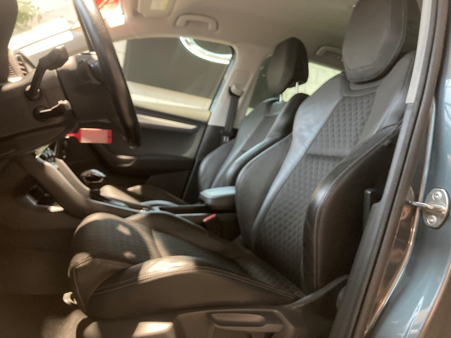 SKODA Karoq 1.5 TSI ACT Ambition DSG-image-7