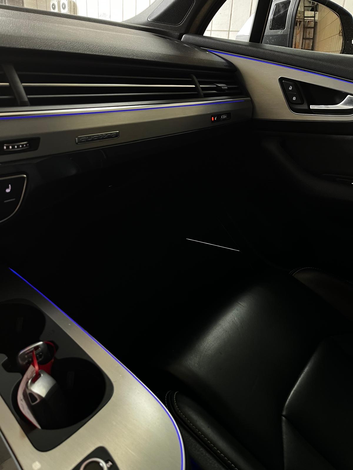 AUDI Q7 50 TDI quattro tiptronic-image-24