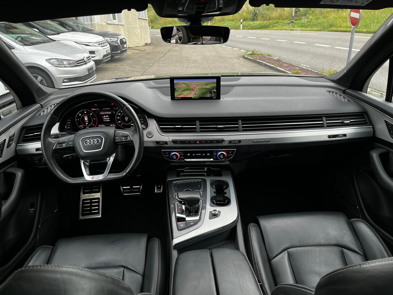 AUDI Q7 50 TDI quattro tiptronic-image-9