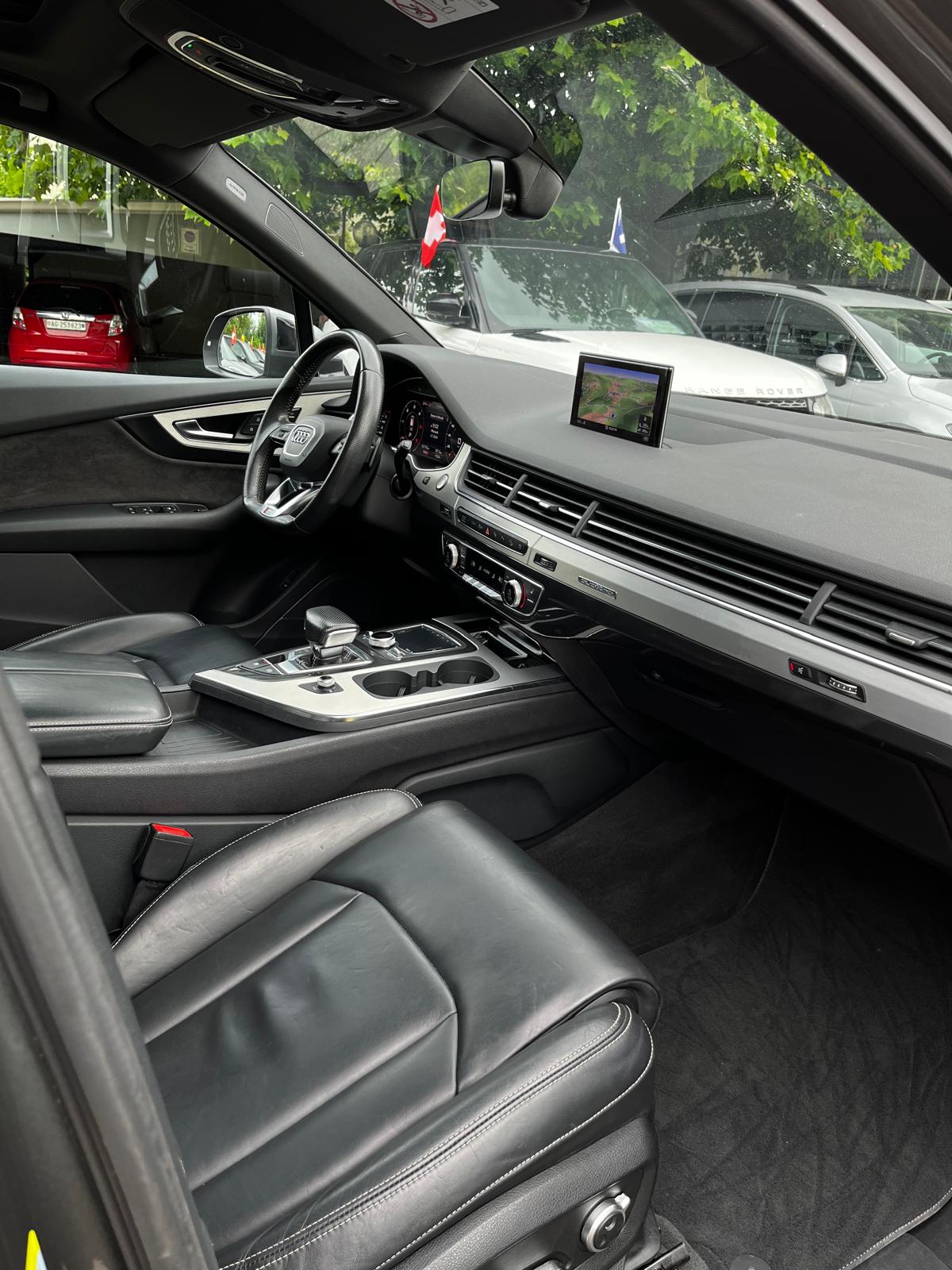 AUDI Q7 50 TDI quattro tiptronic-image-12