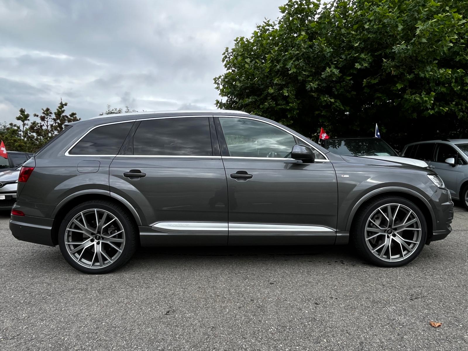 AUDI Q7 50 TDI quattro tiptronic-image-6