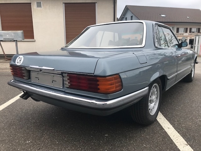 MERCEDES-BENZ SLC 350-image-4