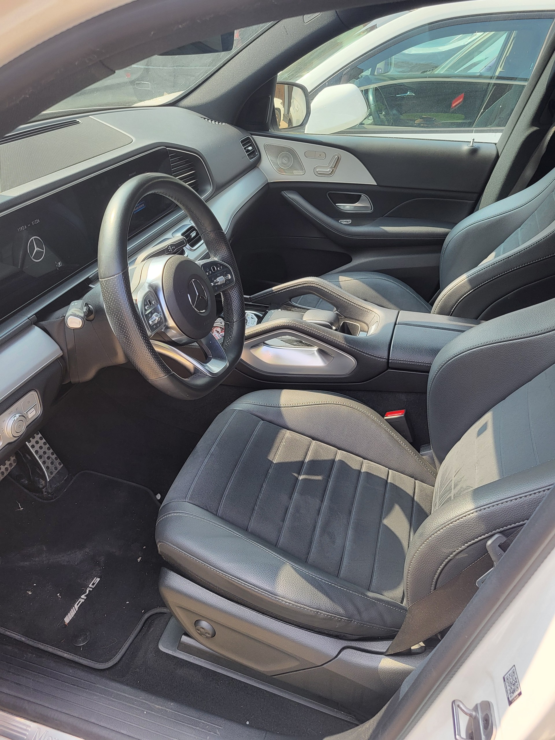 MERCEDES-BENZ GLE 300 d 4Matic AMG Line 9G-Tronic-image-18