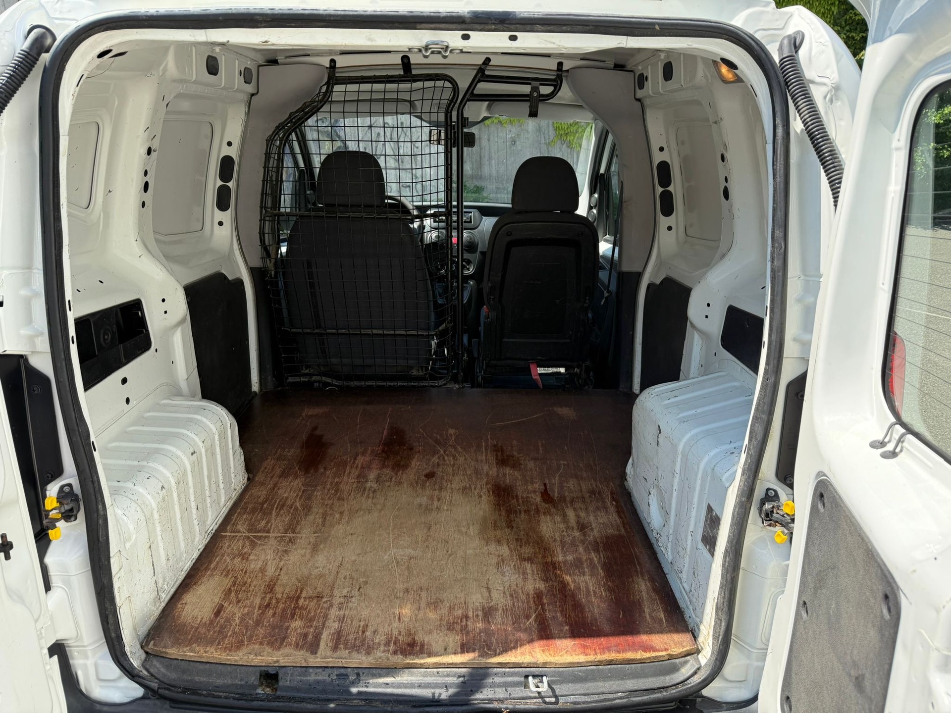 CITROEN Nemo 1.3 HDi-image-12