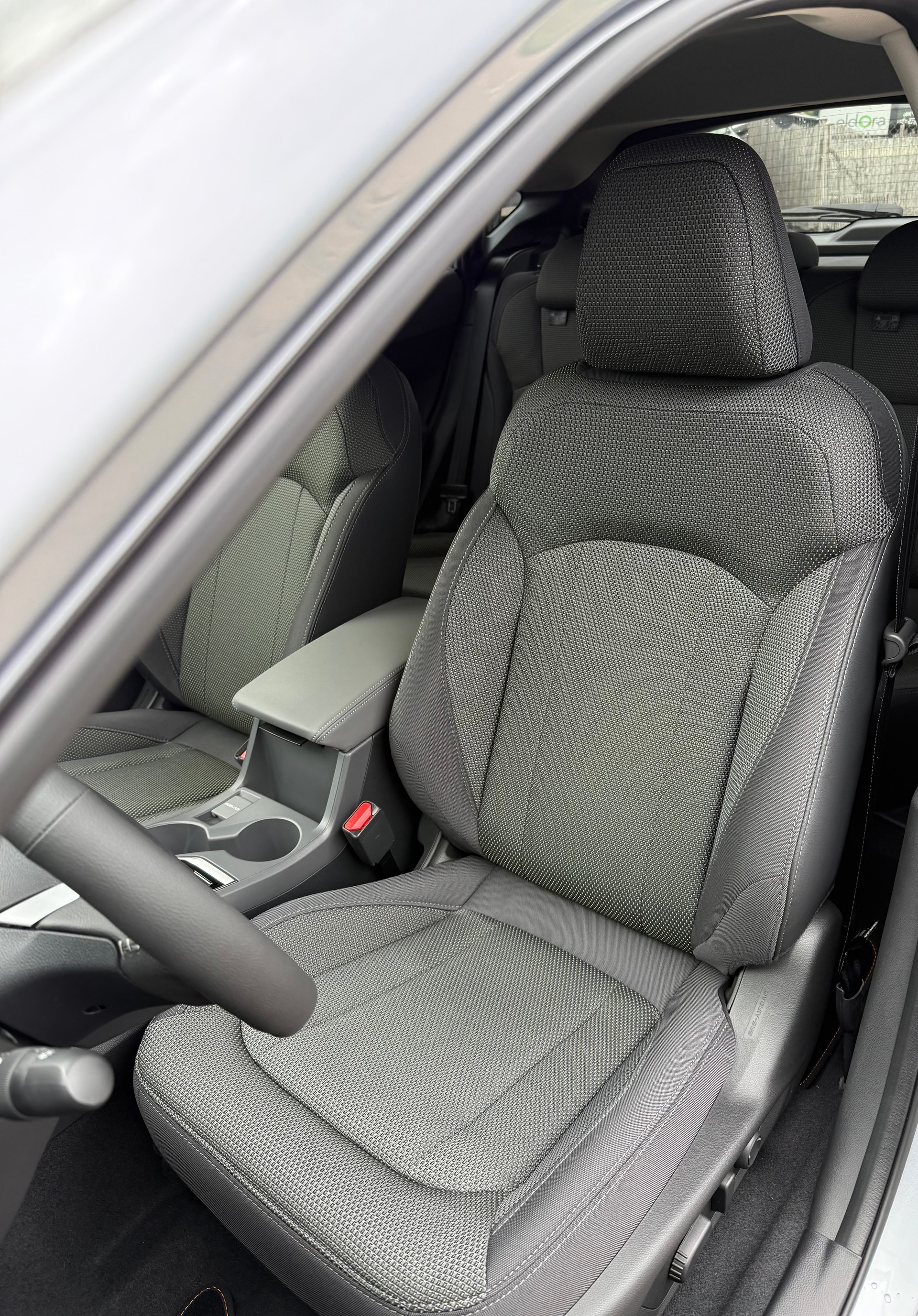 SUBARU Crosstrek 2.0 e-Boxer PASSION AWD Lineartronic-image-7