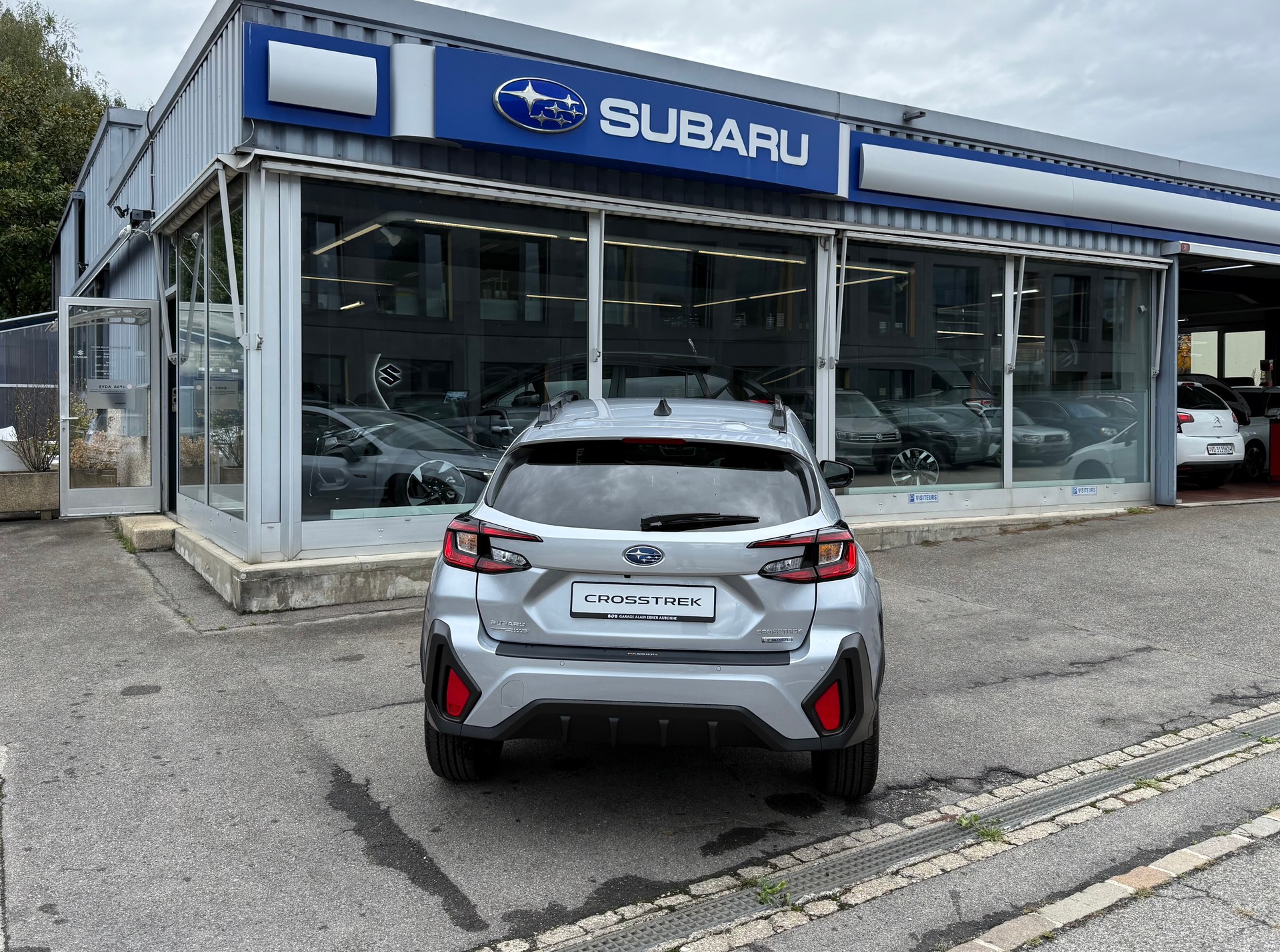 SUBARU Crosstrek 2.0 e-Boxer PASSION AWD Lineartronic-image-4